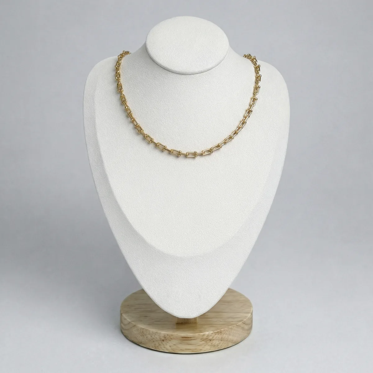 Цепь «Люкс Лайн»